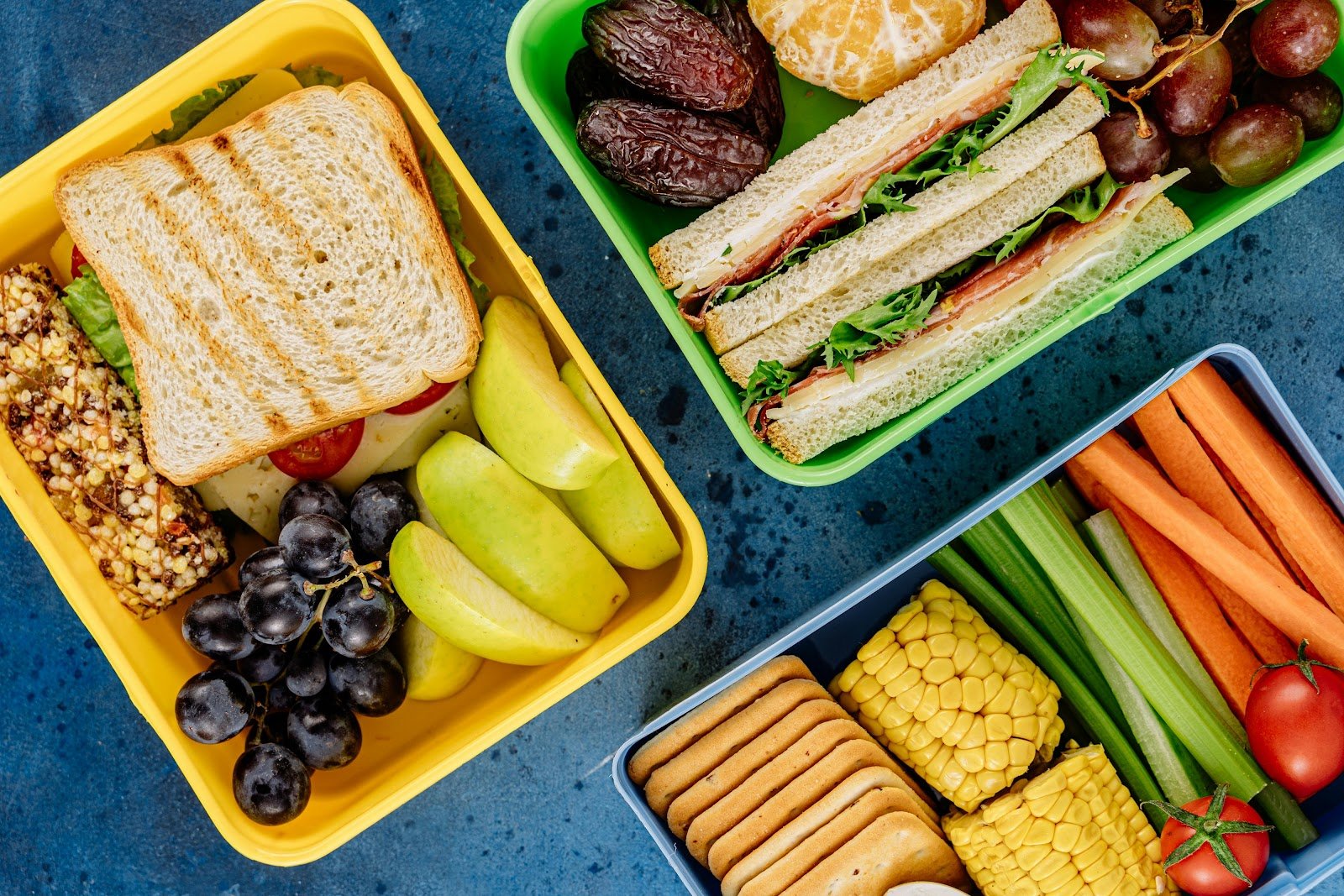 Healthy study habits include nutritious food for student motivation.